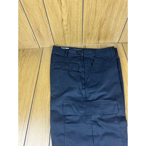 VF Imagewear Men's Cargo Pants Black M/  33 Waist Length  TA22912 NWOT - Picture 8 of 16